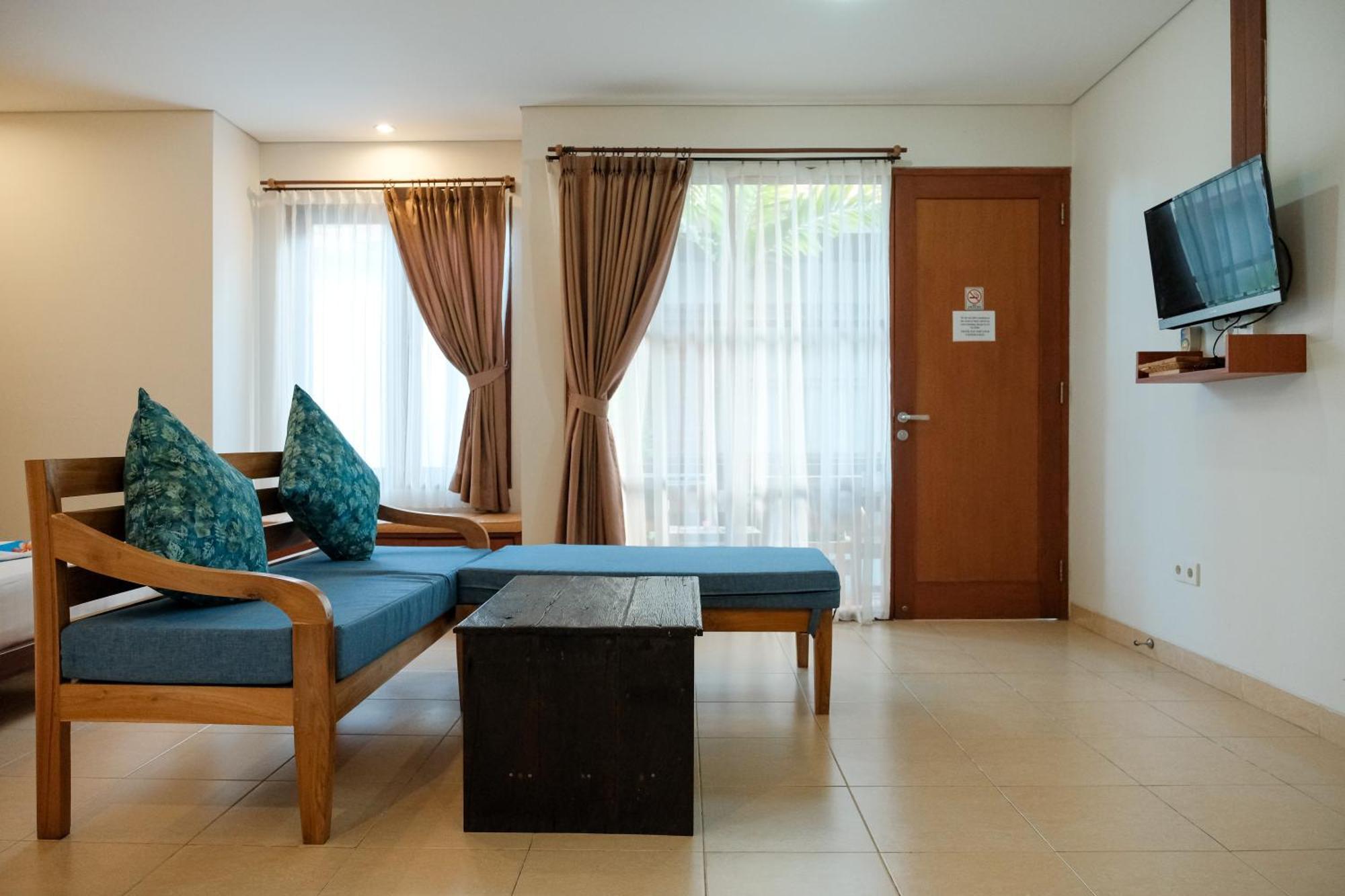Semarandana Bedrooms And Pool Guest house 2*