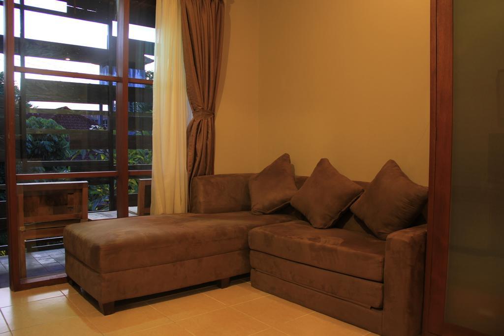 Semarandana Bedrooms And Pool Guest house